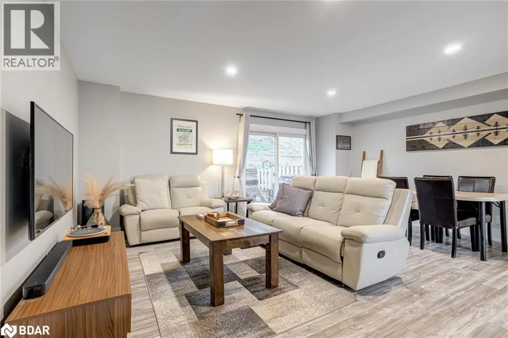 135 CHALMERS Street Unit# 21, #21