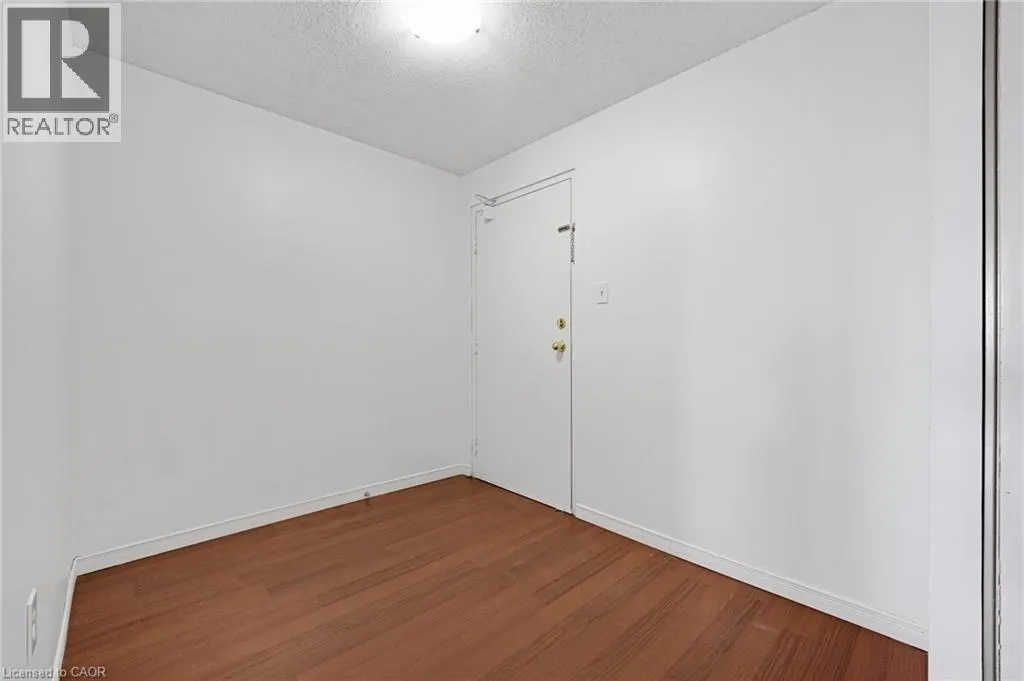 35 GREEN VALLEY Drive Unit# 1614, #1614