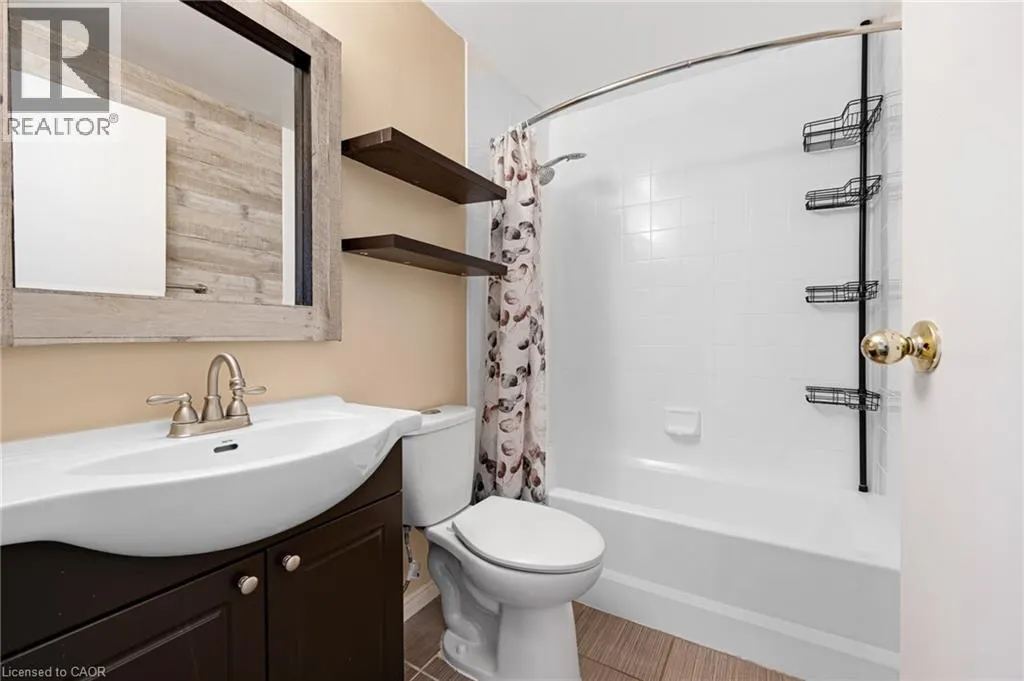 35 GREEN VALLEY Drive Unit# 1614, #1614