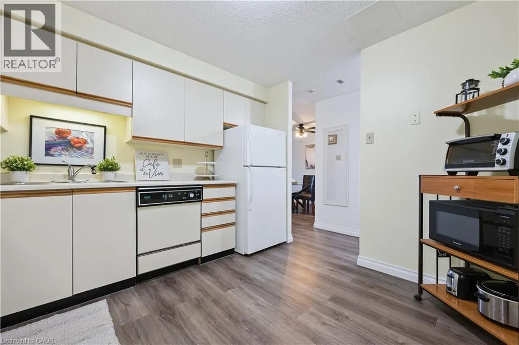 55 GREEN VALLEY Drive Unit# 307, #307