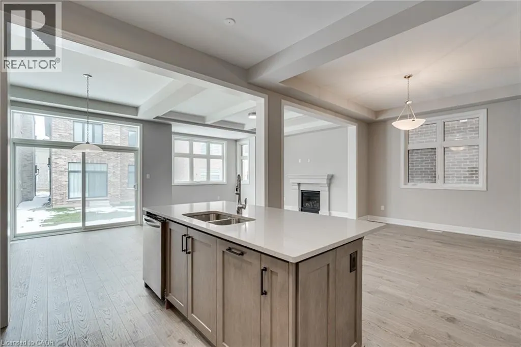 3041 WILLIAM CUTMORE Boulevard