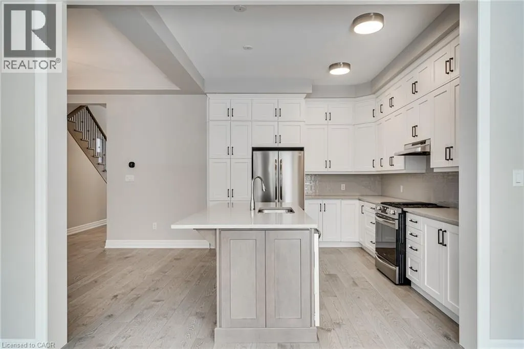 3041 WILLIAM CUTMORE Boulevard