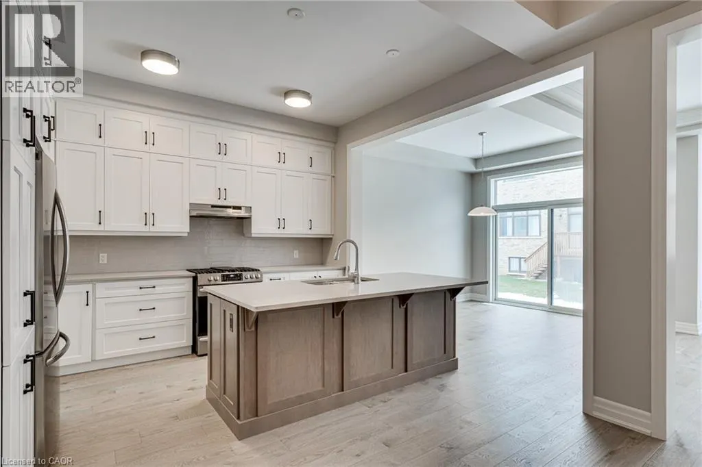3041 WILLIAM CUTMORE Boulevard