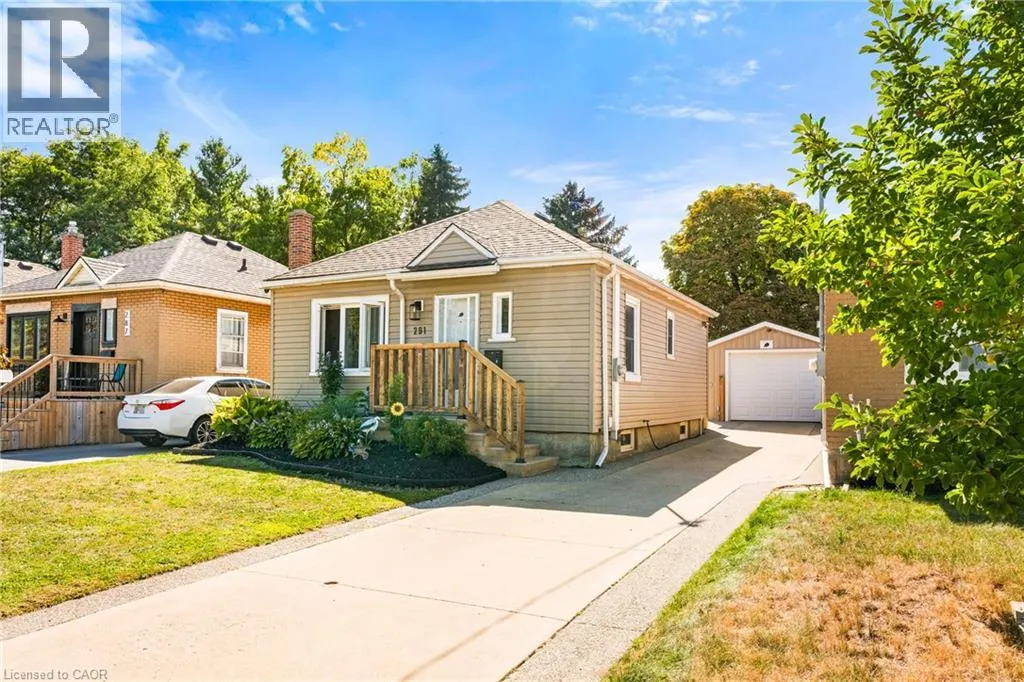 291 MAPLE Avenue