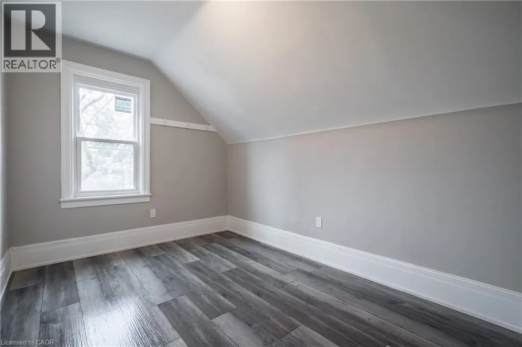 24 WELLAND Avenue Unit# Upper, #Upper