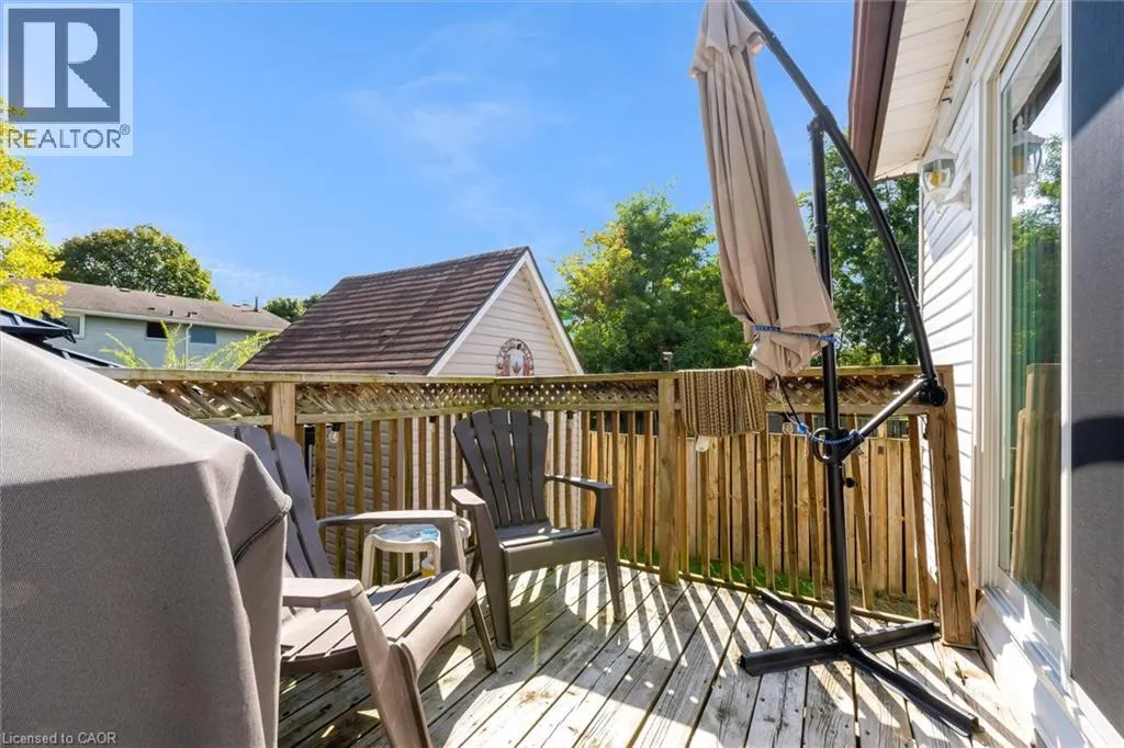 110 GRAYSTONE Crescent