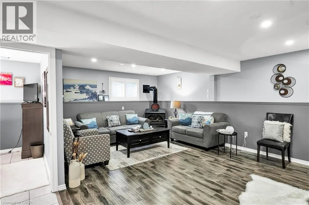 52 DAWN Crescent