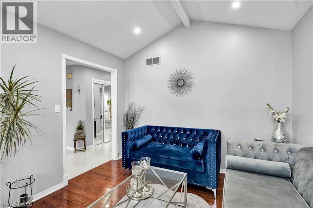 52 DAWN Crescent