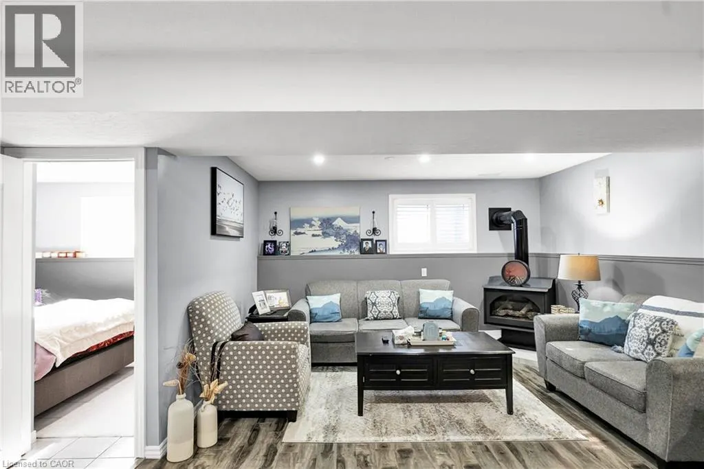 52 DAWN Crescent