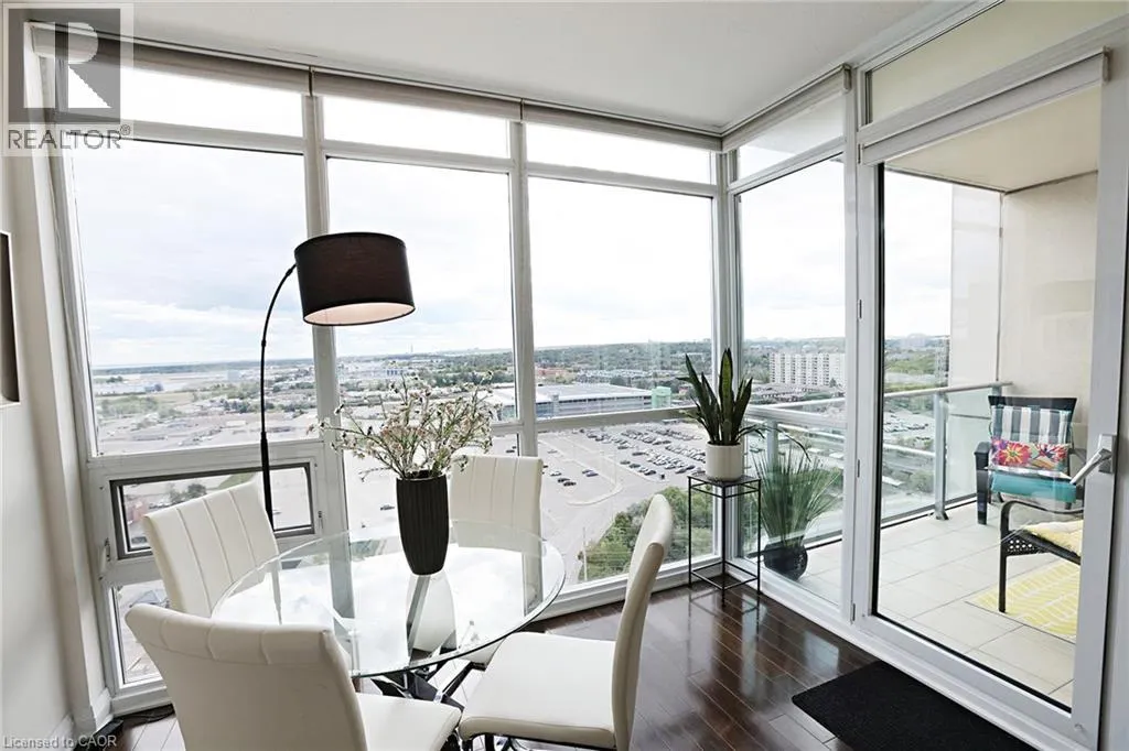 1055 SOUTHDOWN Road Unit# PH01, #PH01