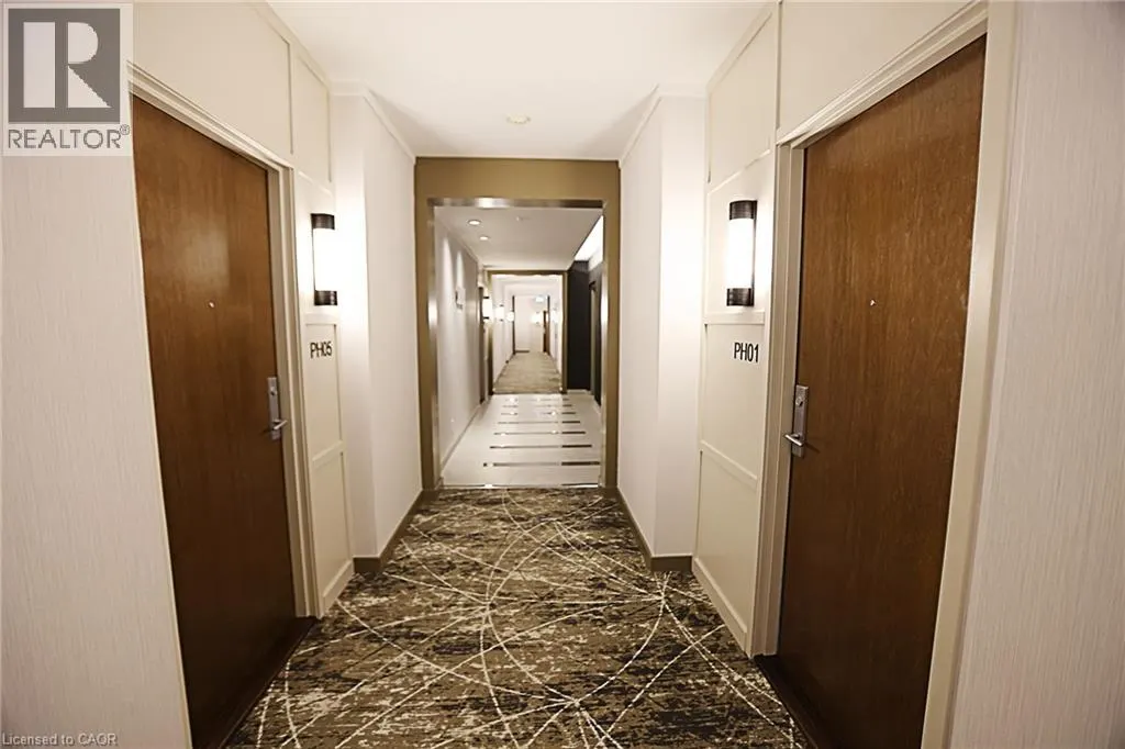 1055 SOUTHDOWN Road Unit# PH01, #PH01
