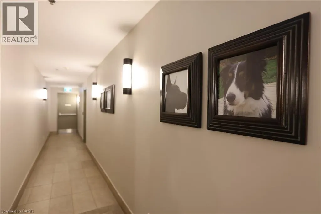 1055 SOUTHDOWN Road Unit# PH01, #PH01