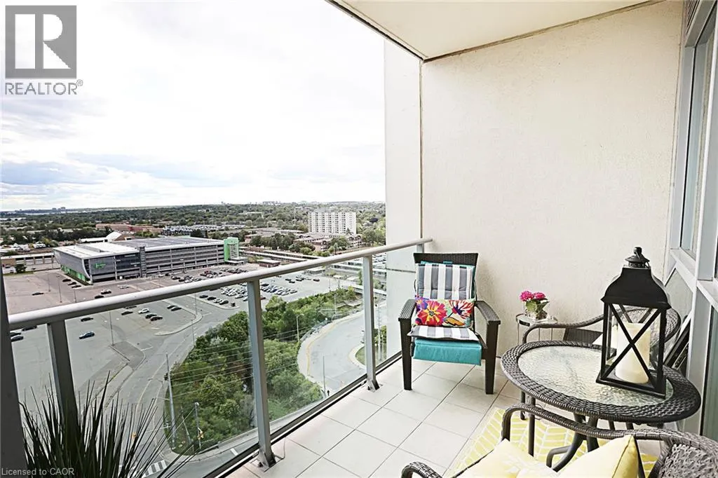 1055 SOUTHDOWN Road Unit# PH01, #PH01
