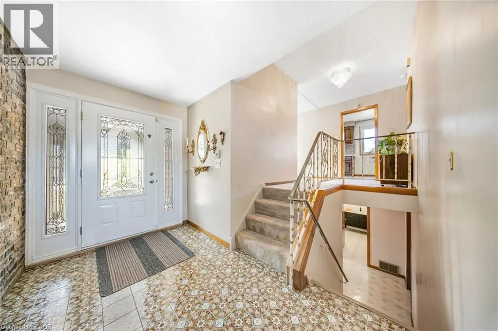 103 FOREST HILL Crescent