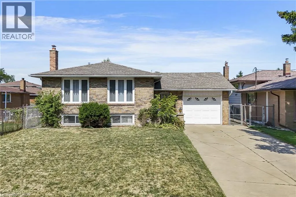 103 FOREST HILL Crescent