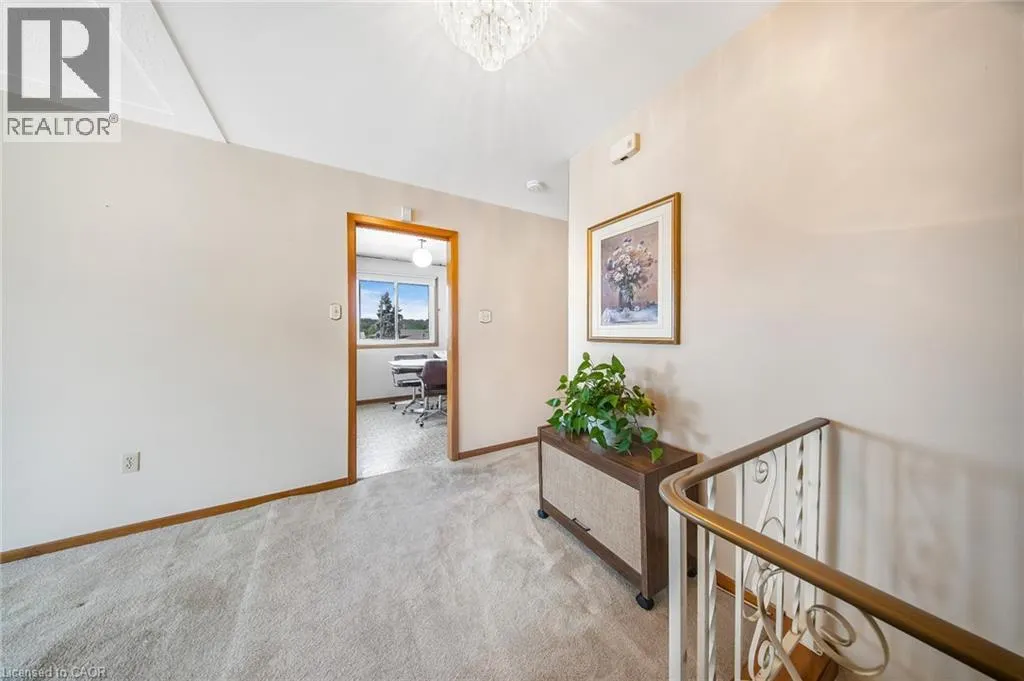 103 FOREST HILL Crescent