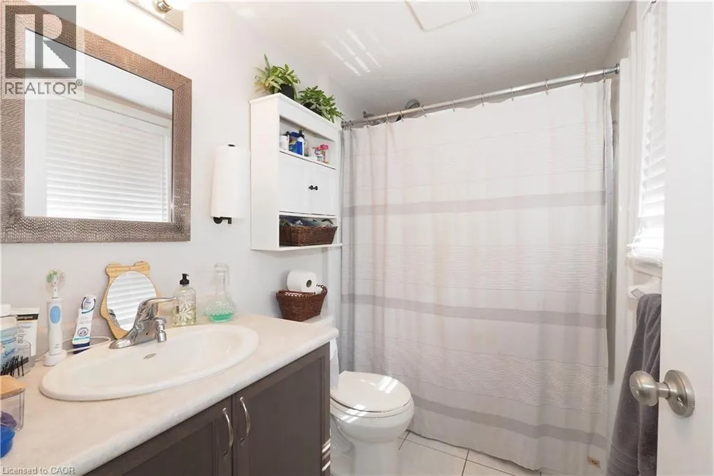 55 MOOREGATE Crescent Unit# 12A, #12A