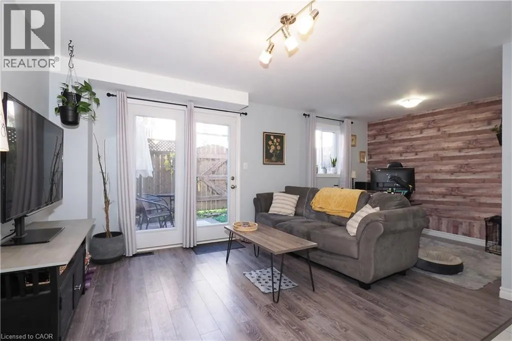 55 MOOREGATE Crescent Unit# 12A, #12A