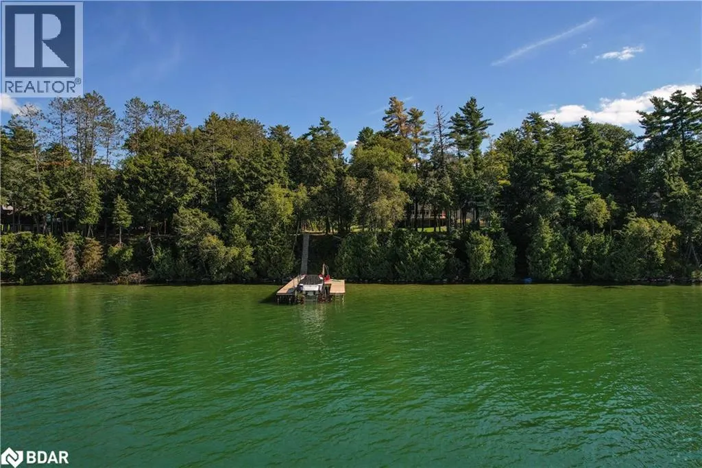 1220 SHOREVIEW Drive