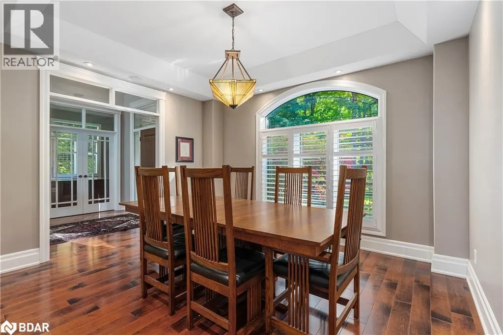 1220 SHOREVIEW Drive