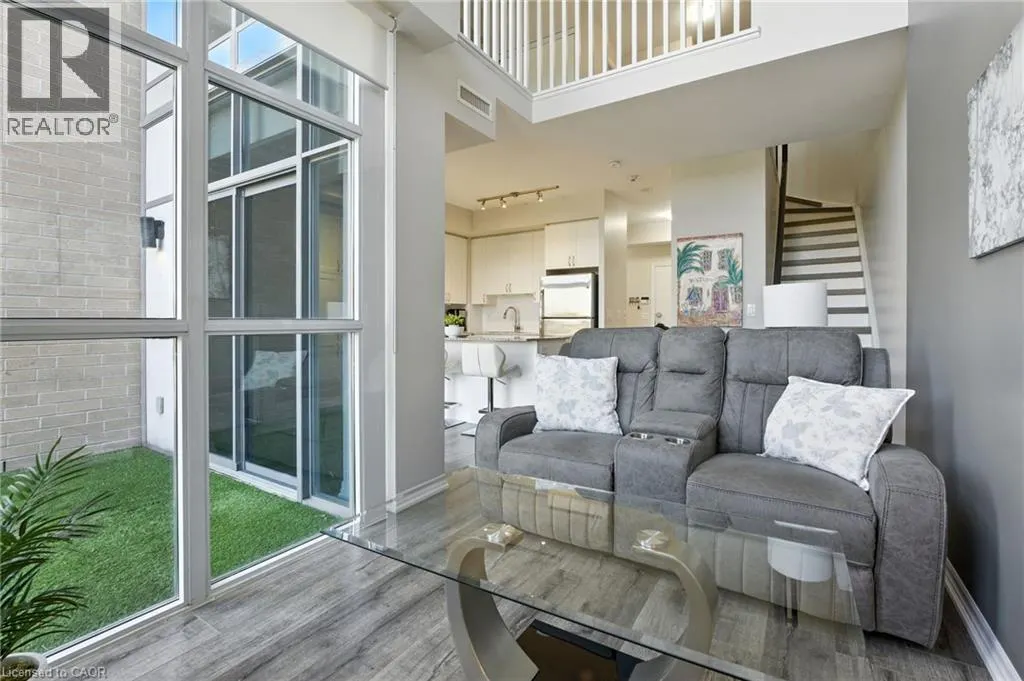 1940 IRONSTONE Drive Unit# 202, #202