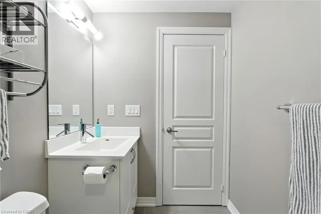 1940 IRONSTONE Drive Unit# 202, #202