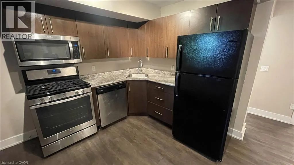 4 OTTAWA Street N Unit# 2, #2