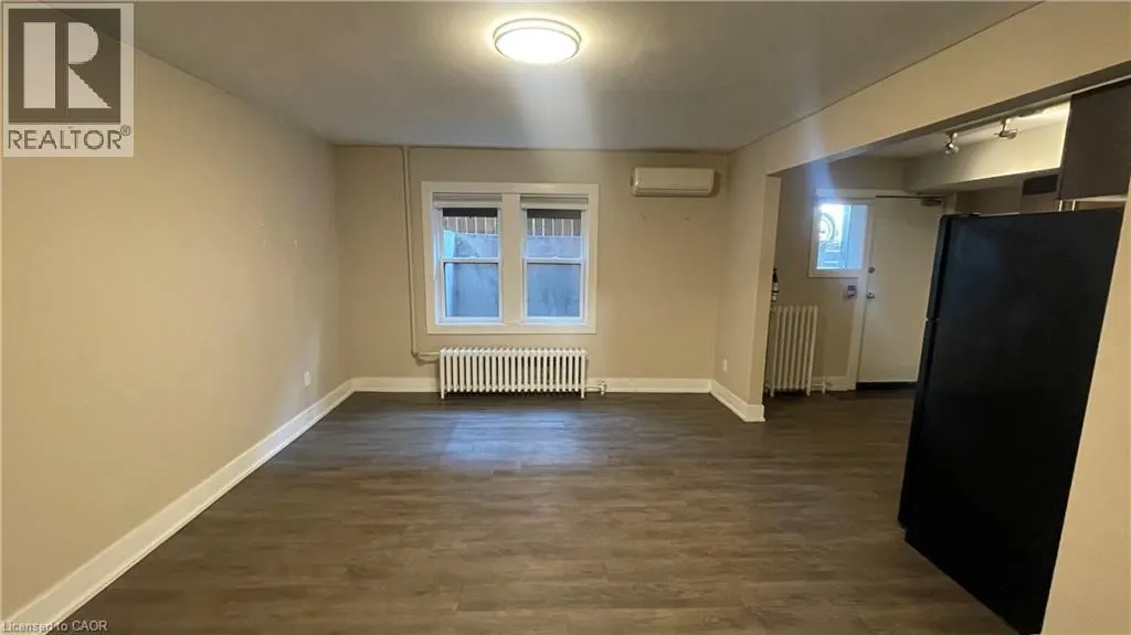 4 OTTAWA Street N Unit# 2, #2