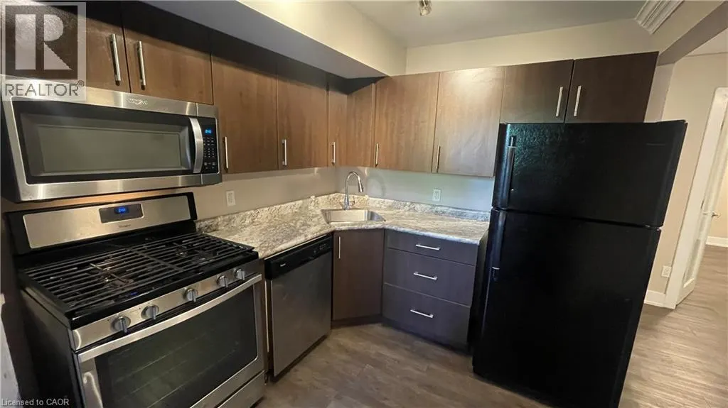 4 OTTAWA Street N Unit# 2, #2