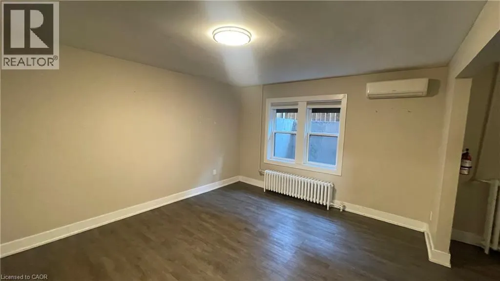 4 OTTAWA Street N Unit# 2, #2