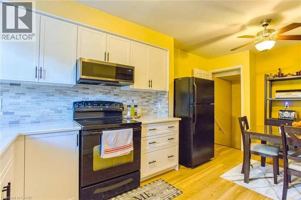 151 PARNELL Road Unit# 32, #32