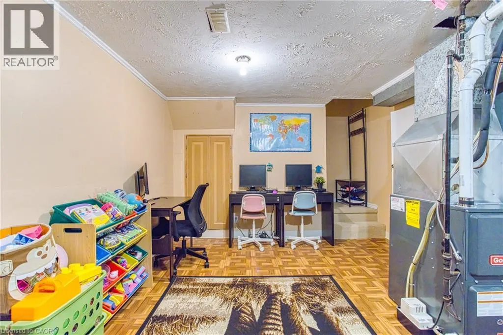 151 PARNELL Road Unit# 32, #32