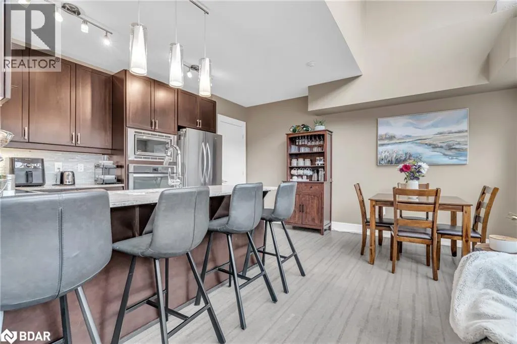 112 BENTON Street Unit# 704, #704