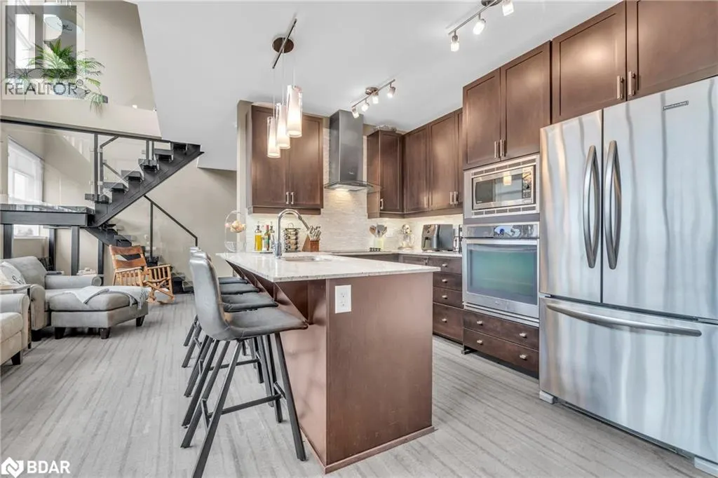 112 BENTON Street Unit# 704, #704