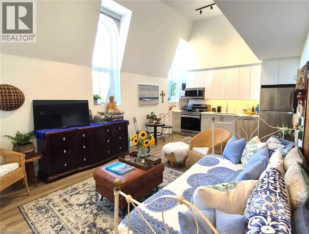 75 HURON Street Unit# 304 - STUDIO