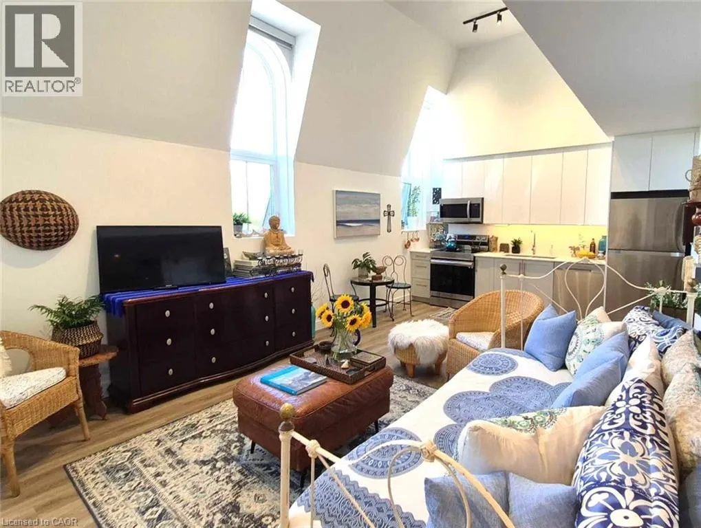 75 HURON Street Unit# 304 - STUDIO
