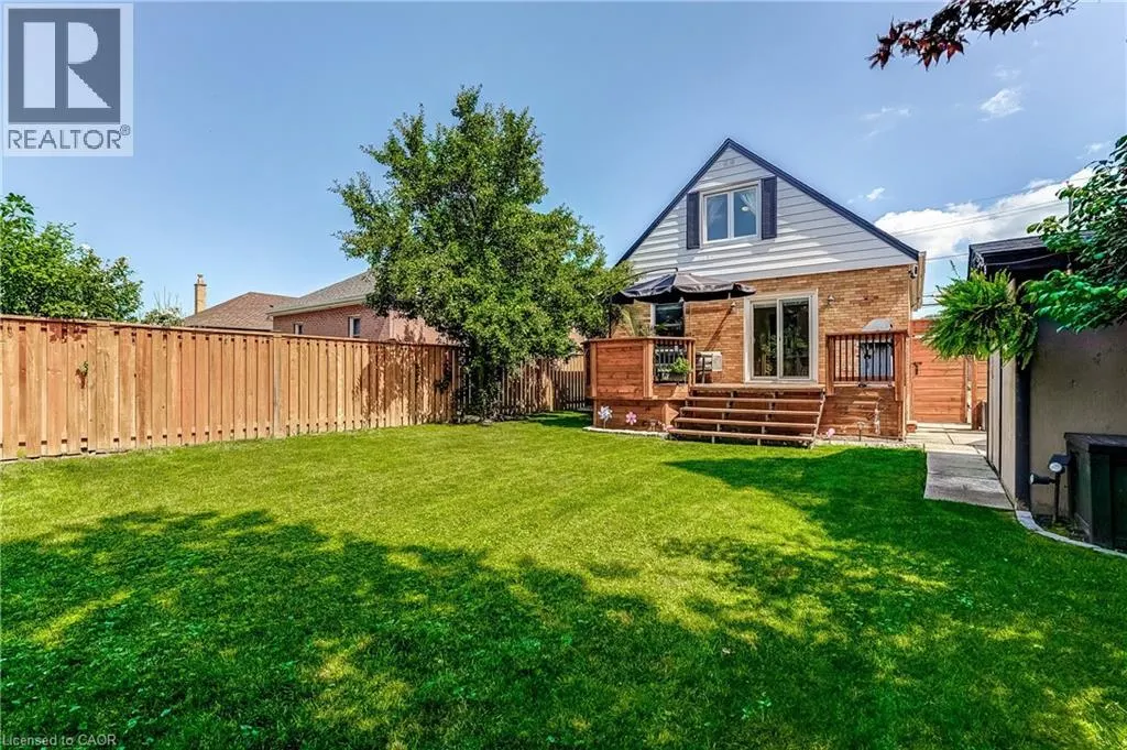 662 UPPER SHERMAN Avenue