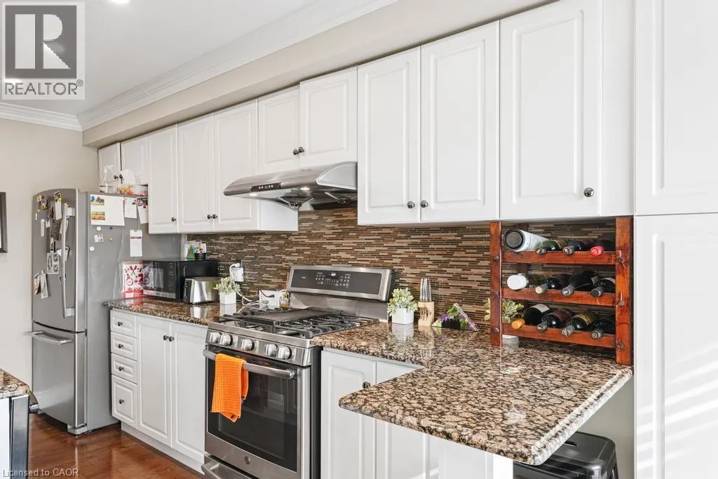 104 FRANCES Avenue Unit# 5, #5