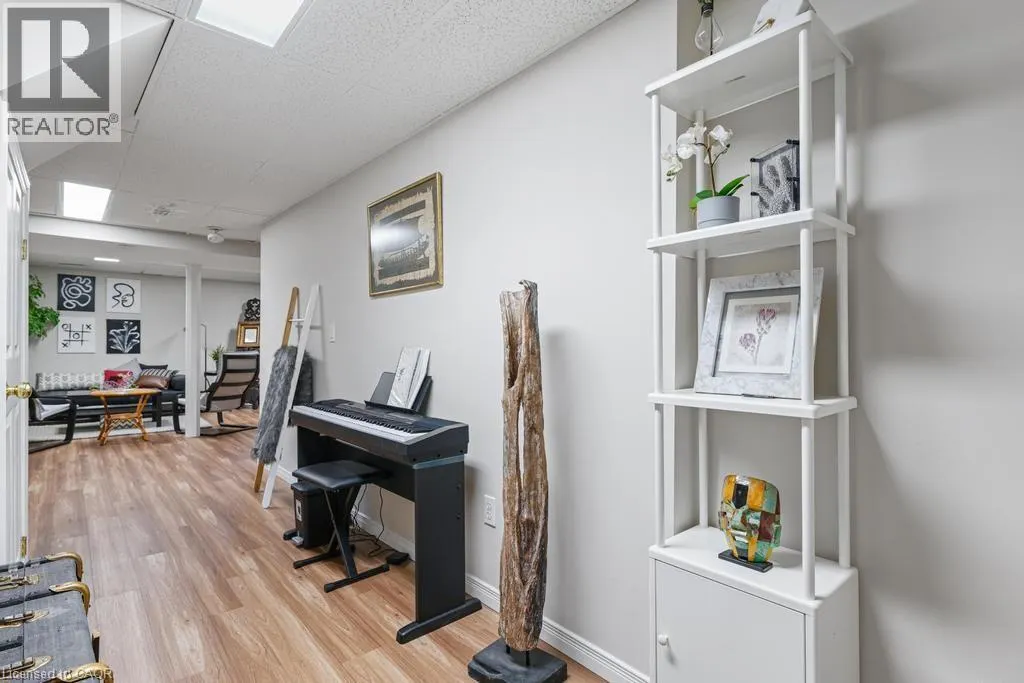 104 FRANCES Avenue Unit# 5, #5