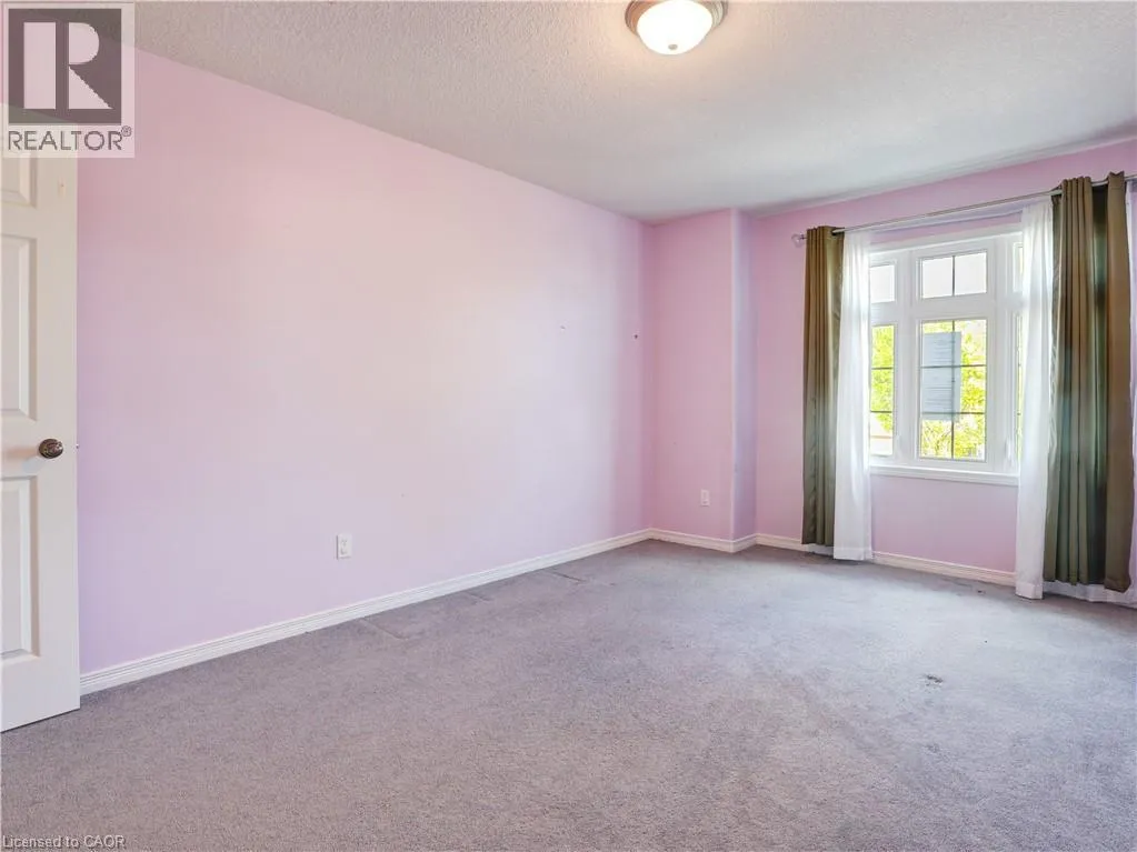 36 LEMON GRASS Street
