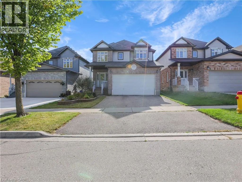 36 LEMON GRASS Street