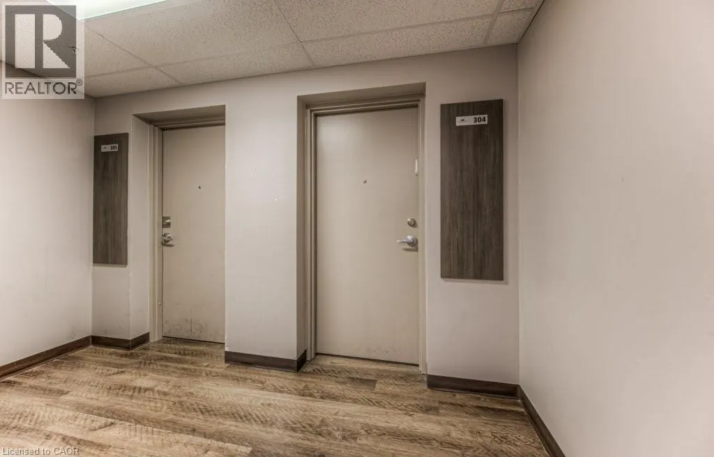 8 HICKORY Street W Unit# 304, #304