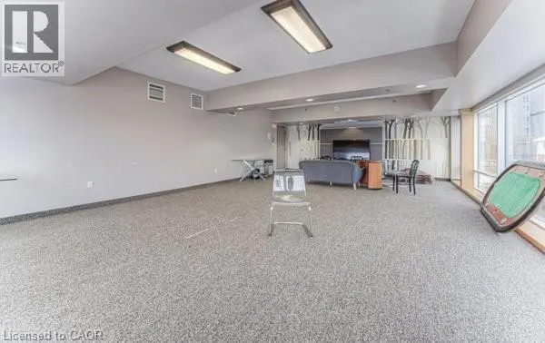 8 HICKORY Street W Unit# 304, #304