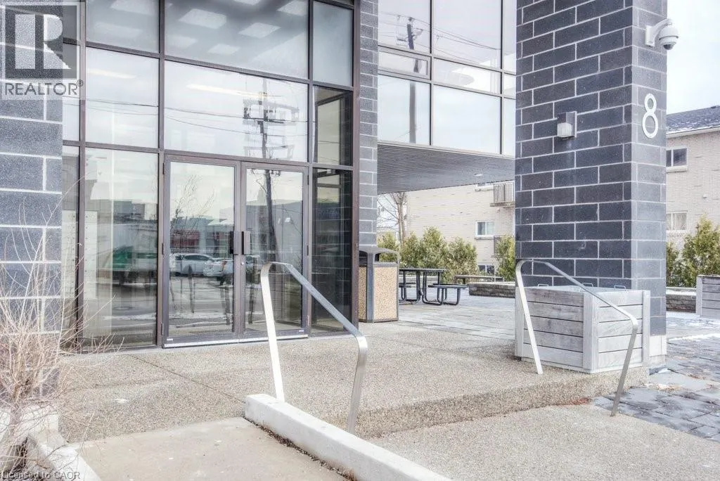8 HICKORY Street W Unit# 304, #304