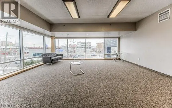8 HICKORY Street W Unit# 304, #304
