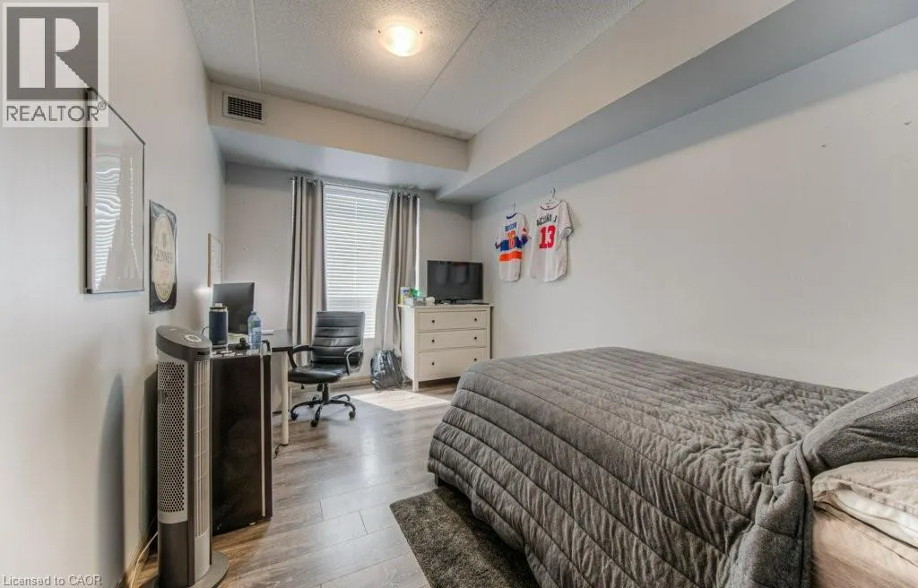 8 HICKORY Street W Unit# 304, #304
