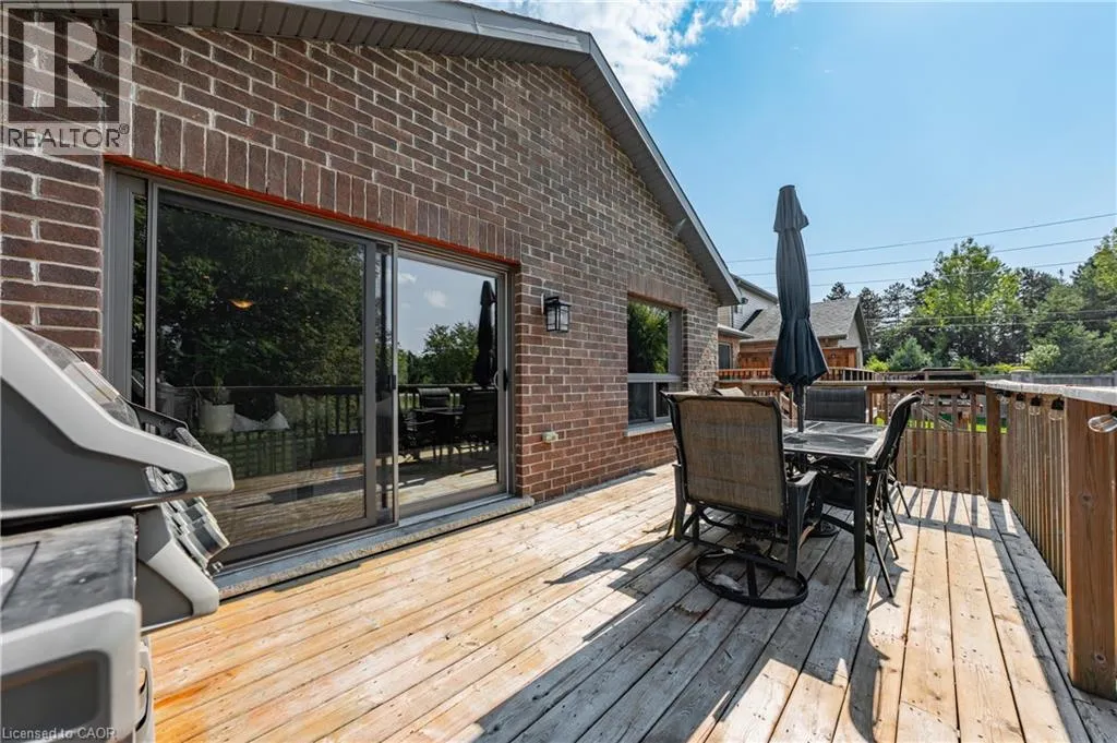 213 COULING Crescent