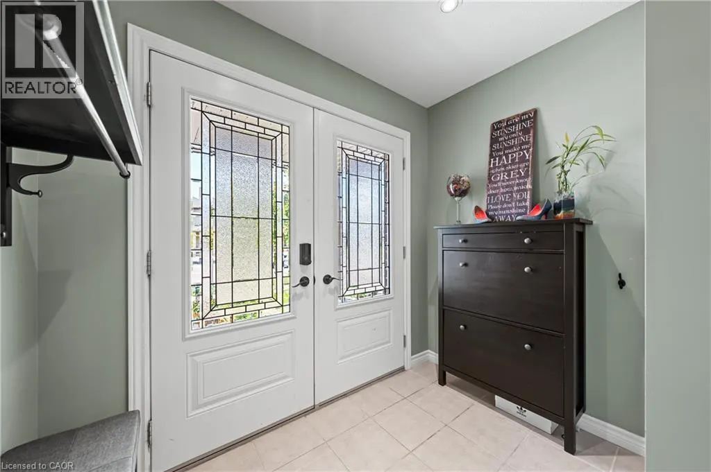 213 COULING Crescent