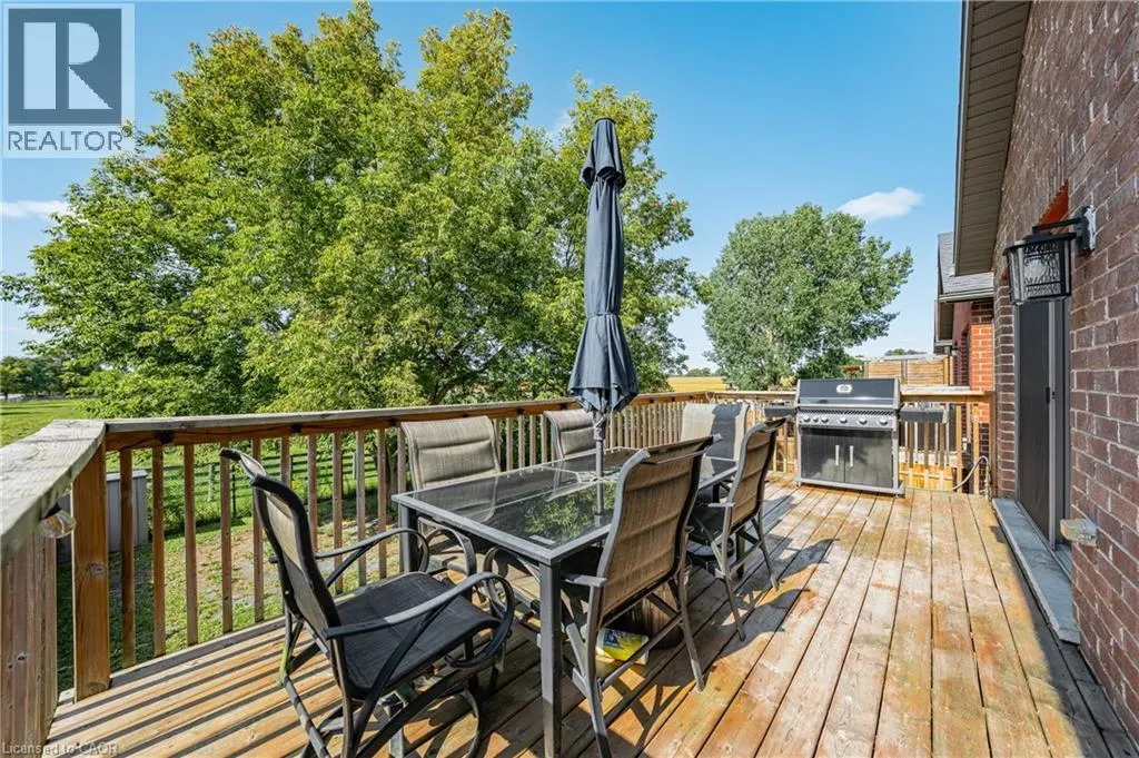 213 COULING Crescent