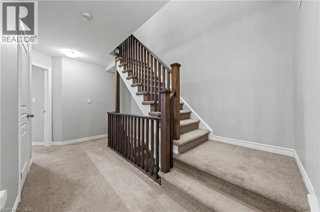 213 COULING Crescent